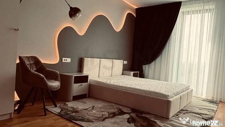 Apartament cu 3 camere semidecomandat în Băneasa