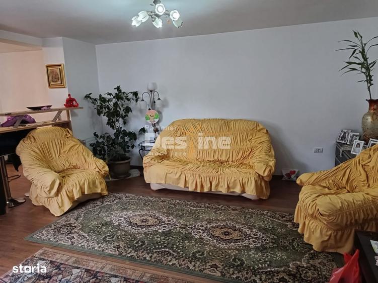 Casă cu 3 camere cu Teren 340 Mp în 16 Februarie