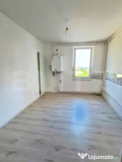 Apartament cu 2 camere decomandat în Craiter