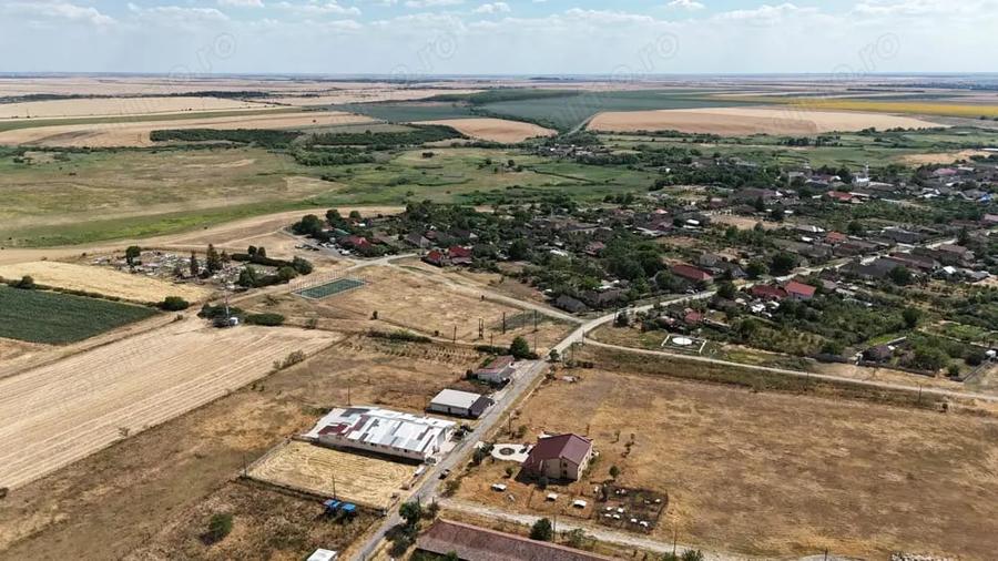 Teren de 90000 mp, în Bara