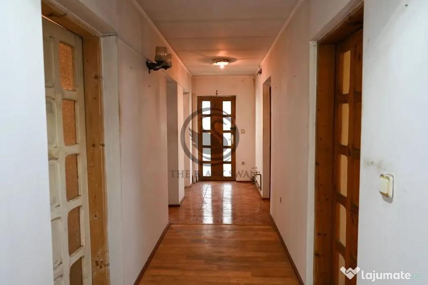 Casă cu 3 camere cu Teren 1178 Mp în Strejnicu
