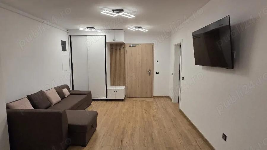 Apartament cu 2 camere semidecomandat în Florești