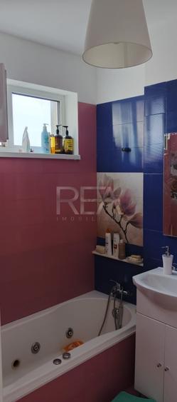 Apartament cu 2 camere semidecomandat, mobilat în Berceni