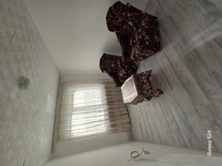 Apartament cu 2 camere decomandat în Remetea Mare