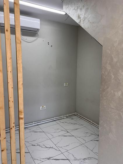 Spațiu comercial, de 18 mp, în Central