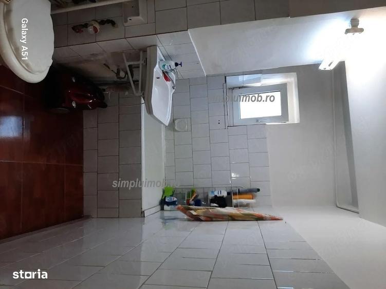Garsonieră decomandată în Gorjului