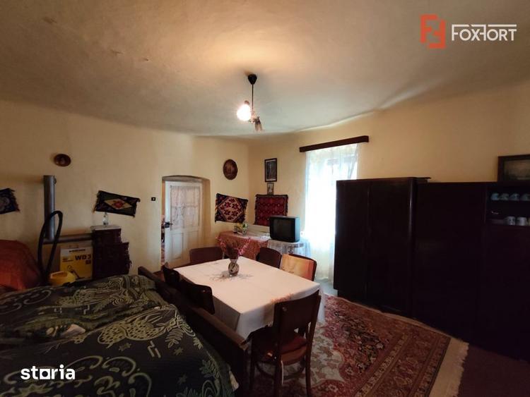 Casă cu 3 camere cu Teren 574 Mp în Est