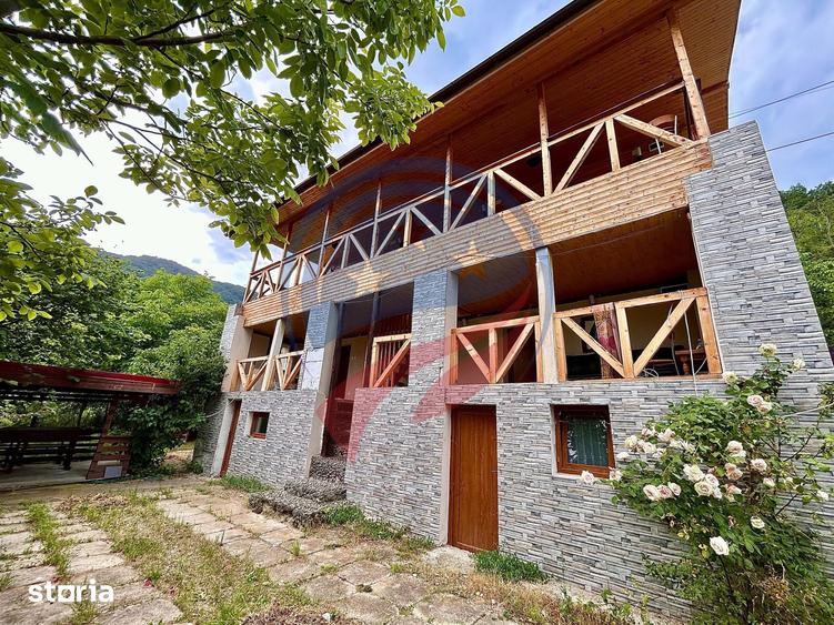 Casă cu 4 camere cu Teren 1640 Mp în Obârșia-Cloșani