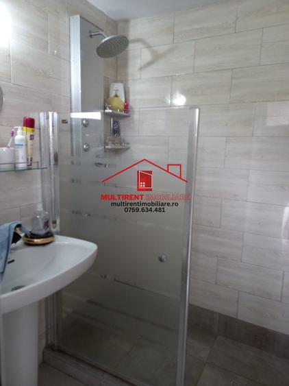 Casă individuală cu 4 camere cu Canalizare în Niculițel