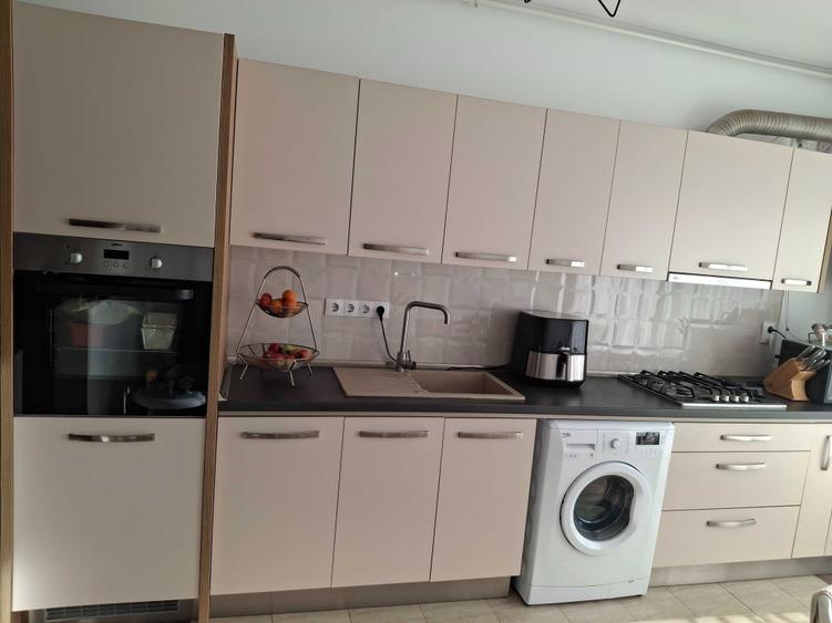 Apartament cu 2 camere semidecomandat în Florești