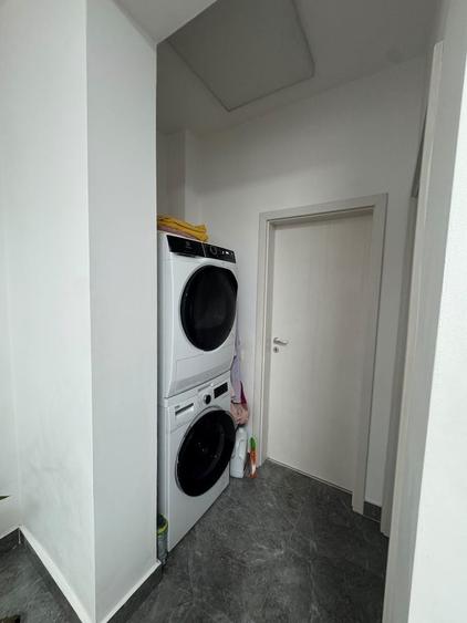 Apartament cu 3 camere decomandat în Dumbrăvița