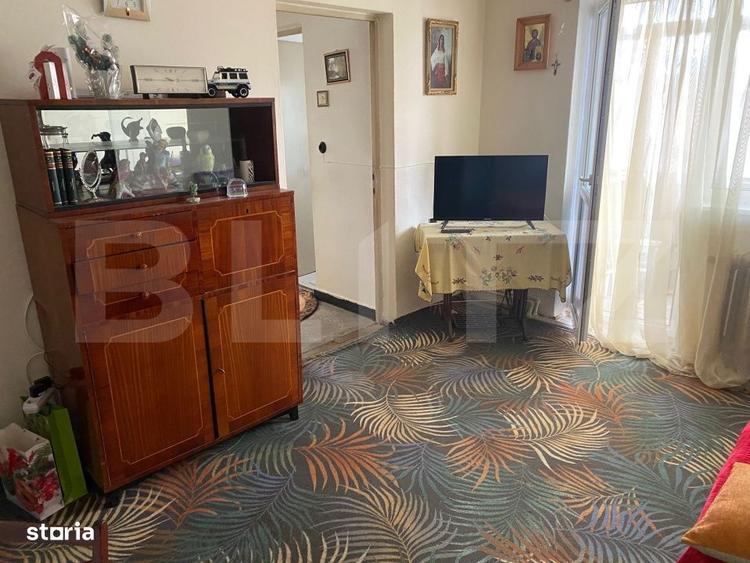 Apartament cu 3 camere semidecomandat în Central