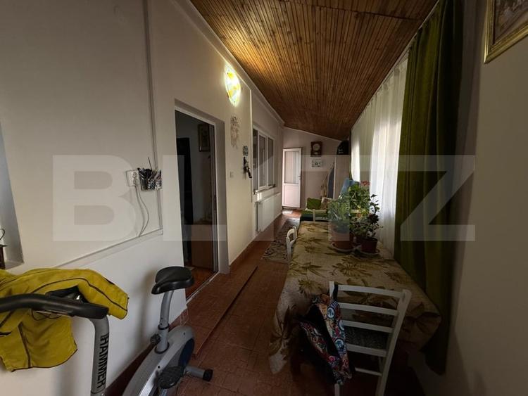 Casă cu 2 camere cu Canalizare în Central