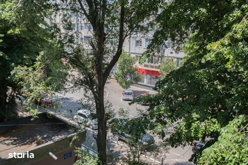 Garsonieră în Far