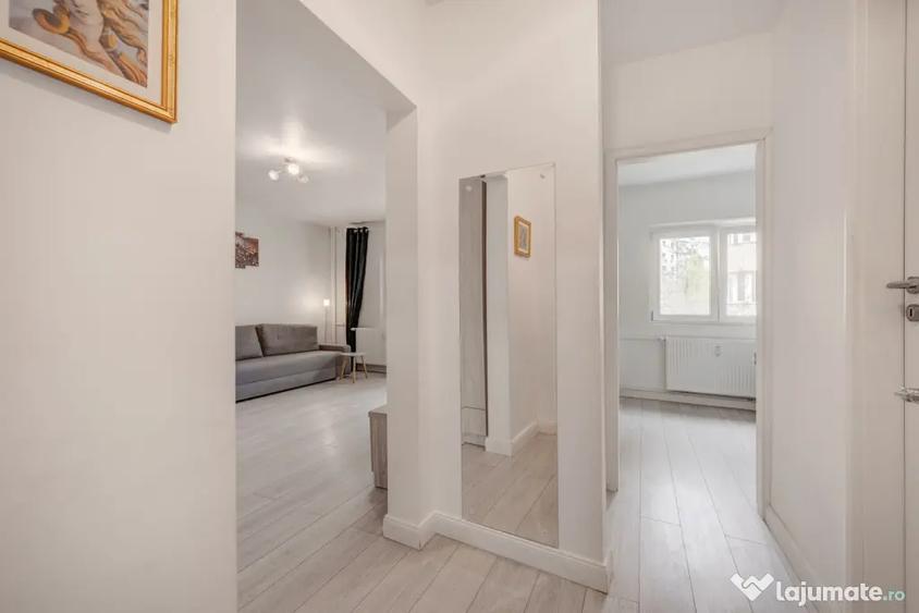 Garsonieră decomandată în Nerva Traian