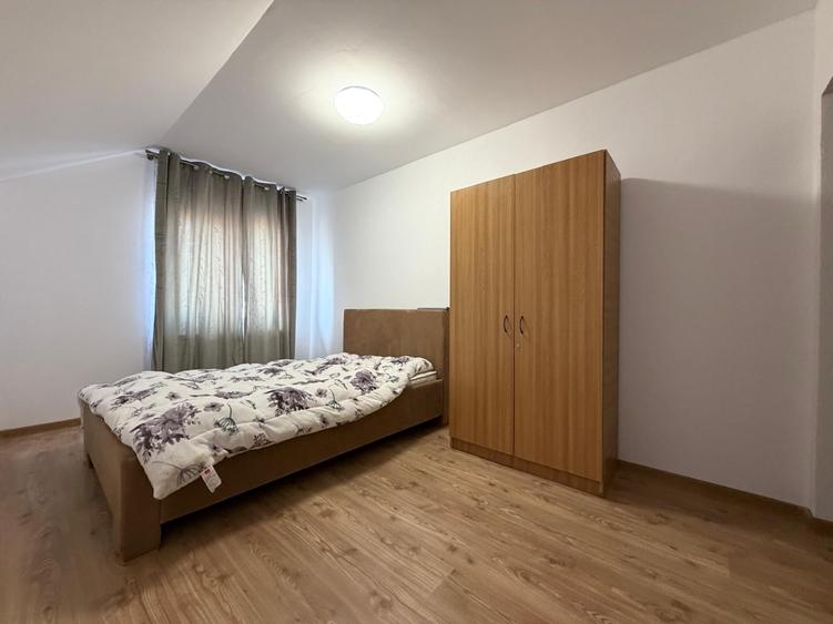 Duplex cu 5 camere cu Teren 380 Mp în Chișoda