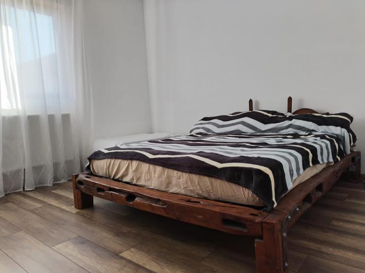 Duplex cu 5 camere cu Teren 1000 Mp în Nord-Est