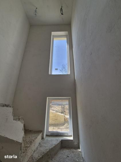 Casă cu 4 camere cu Teren 700 Mp în Feleacu