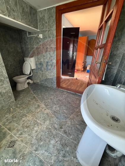 Casă cu 7 camere cu Teren 8286 Mp în Copalnic