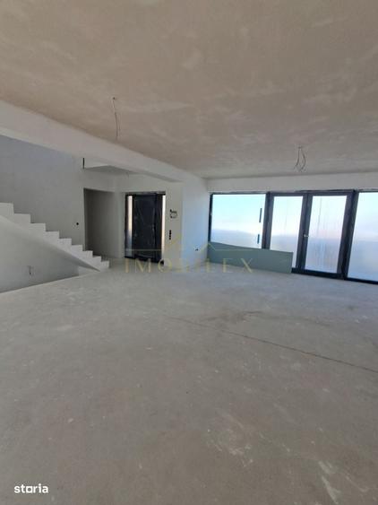 Casă cu 4 camere în Chinteni
