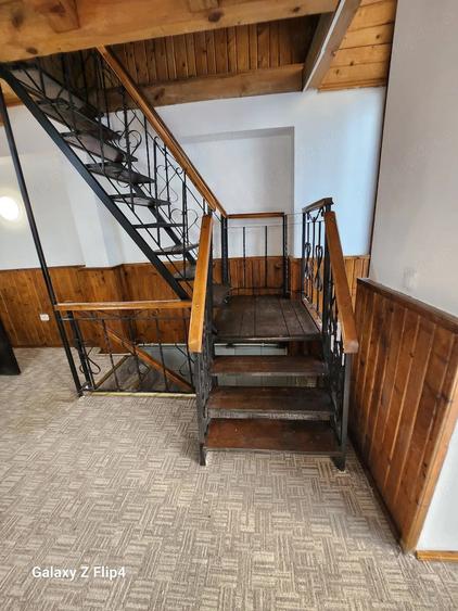 Spațiu comercial, de 55 mp, în Universitate