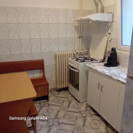 Apartament cu 2 camere decomandat în Giurgiului
