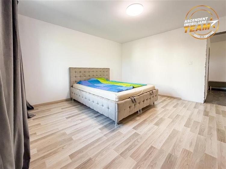 Casă individuală cu 4 camere cu Teren 800 Mp în Periferie