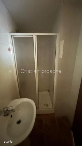 Apartament 3 camere S4 str Savinesti