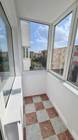 Apartament 2 camere, et 3, semidecomandat, 39.22mp, zona Micro 3
