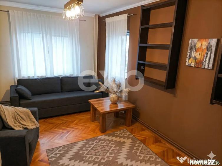 Apartament cu 4 camere decomandat în Florești