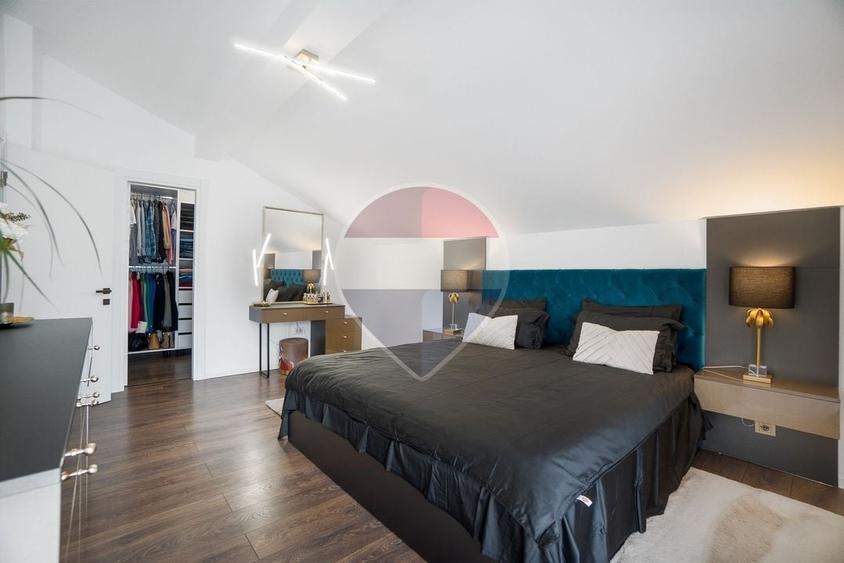 Casă individuală cu 5 camere cu Teren 600 Mp în Tărlungeni