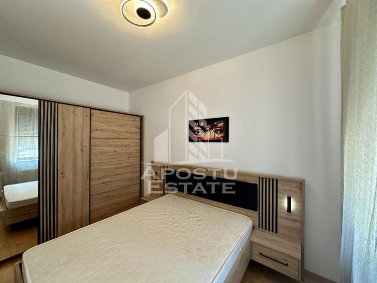 Apartament cu 2 camere semidecomandat, mobilat în Dumbrăvița