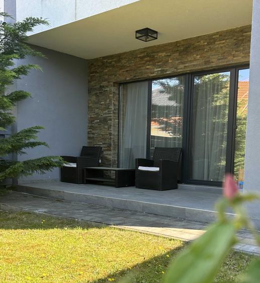 Casă cu 4 camere în Dosu Bricii