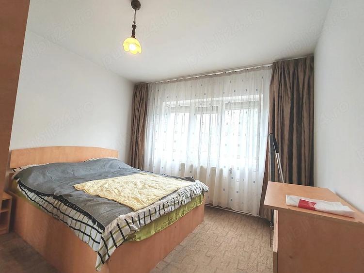 Apartament cu 2 camere semidecomandat în Craiovei