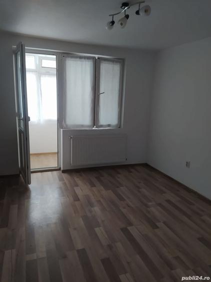 Apartament cu 2 camere decomandat în Târgu Neamț