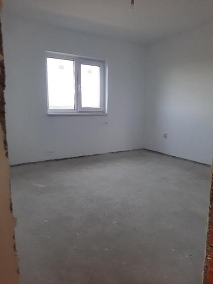 Casă individuală cu 3 camere cu Teren 450 Mp în Joița