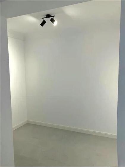 Garsonieră decomandată în Cug