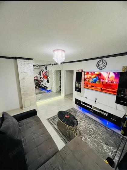 Apartament cu 2 camere semidecomandat, mobilat în Nord