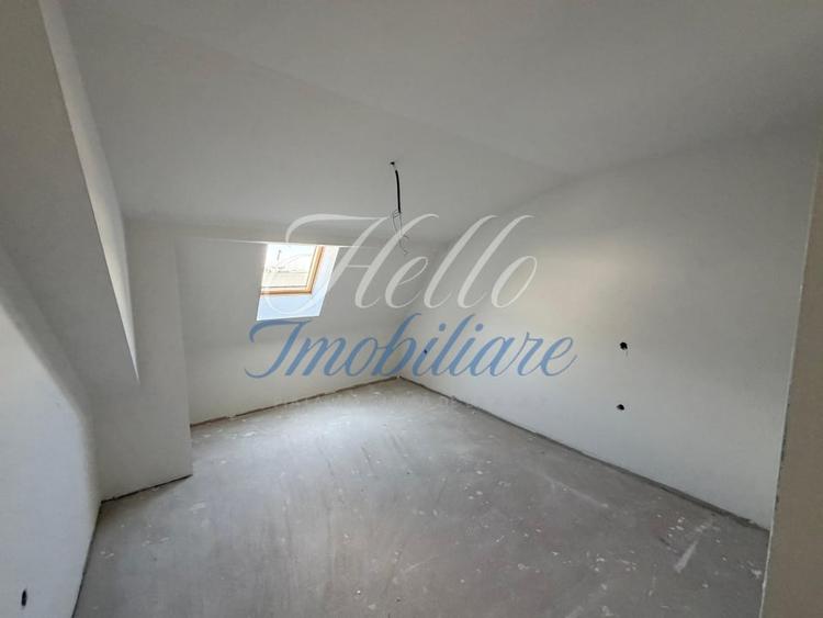 Apartament cu 3 camere decomandat în Florești