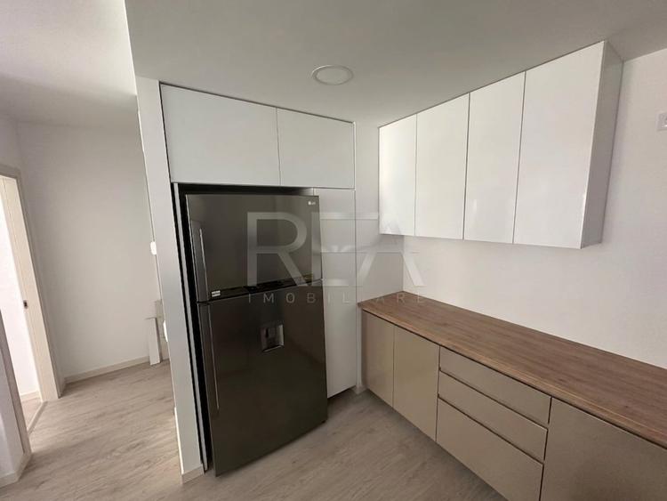 Apartament cu 2 camere semidecomandat, mobilat în Drumul Taberei