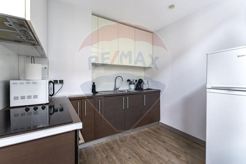 Apartament cu 4 camere decomandat în Poiana Brașov