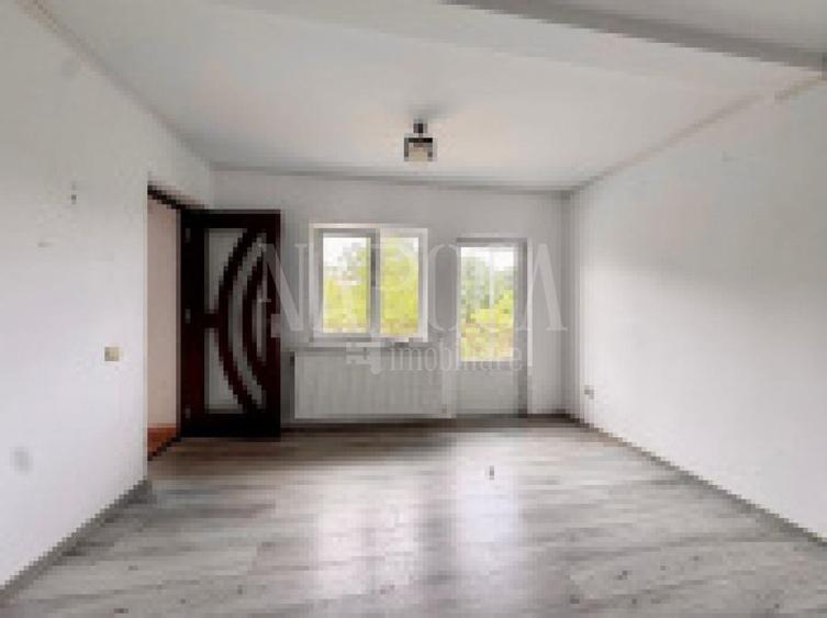 Birou, de 233 mp, în Iris