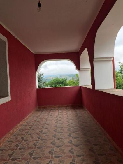 Apartament cu 2 camere decomandat în Morăreni