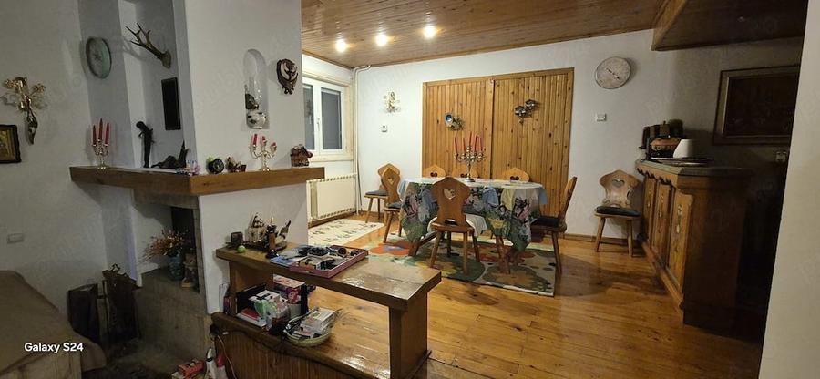 Casă cu Teren 988 Mp în Cheia