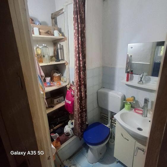 Apartament cu 4 camere decomandat în Central