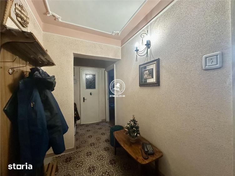 Apartament cu 3 camere decomandat în Ultracentral