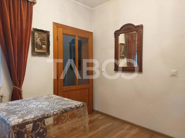 Casă cu Teren 50 Mp în Sadu