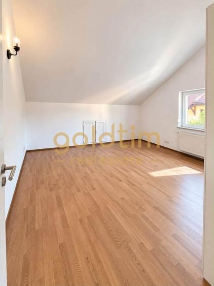 Casă individuală cu 6 camere decomandat cu Piscina în Pipera