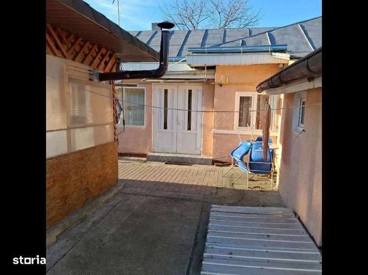 Casă cu 3 camere cu Teren 280 Mp în CFR