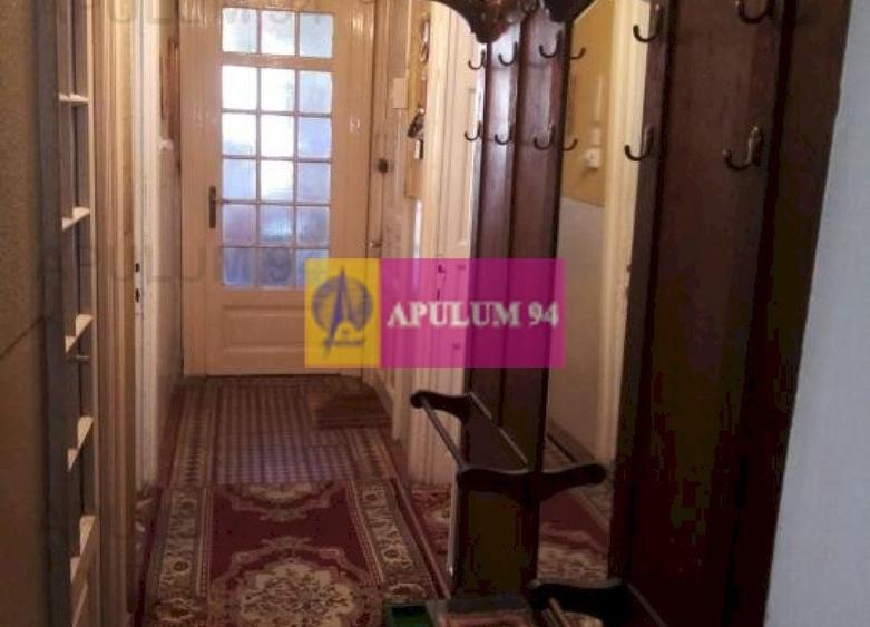 Apartament cu 7 camere decomandat, mobilat în Plevnei